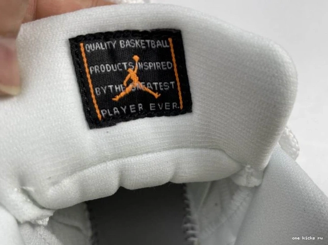 Chep Onekick AH7860-139 LOW AIR CITRUS 11 RETRO BRIGHT JORDAN 0622